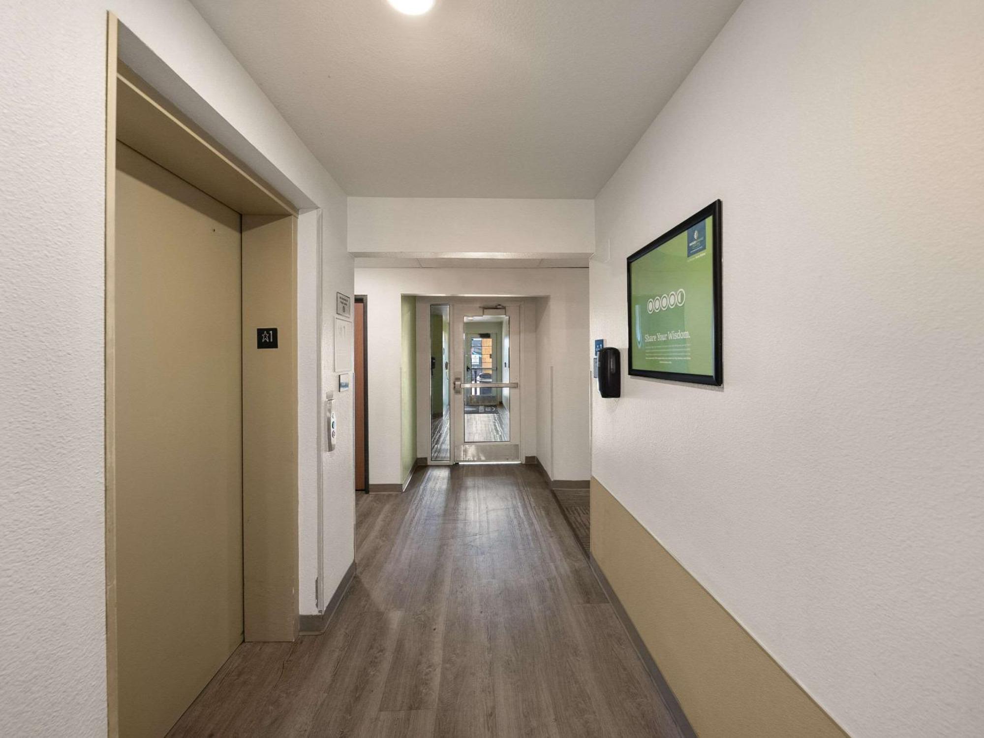Woodspring Suites Dallas Рокуолл Экстерьер фото