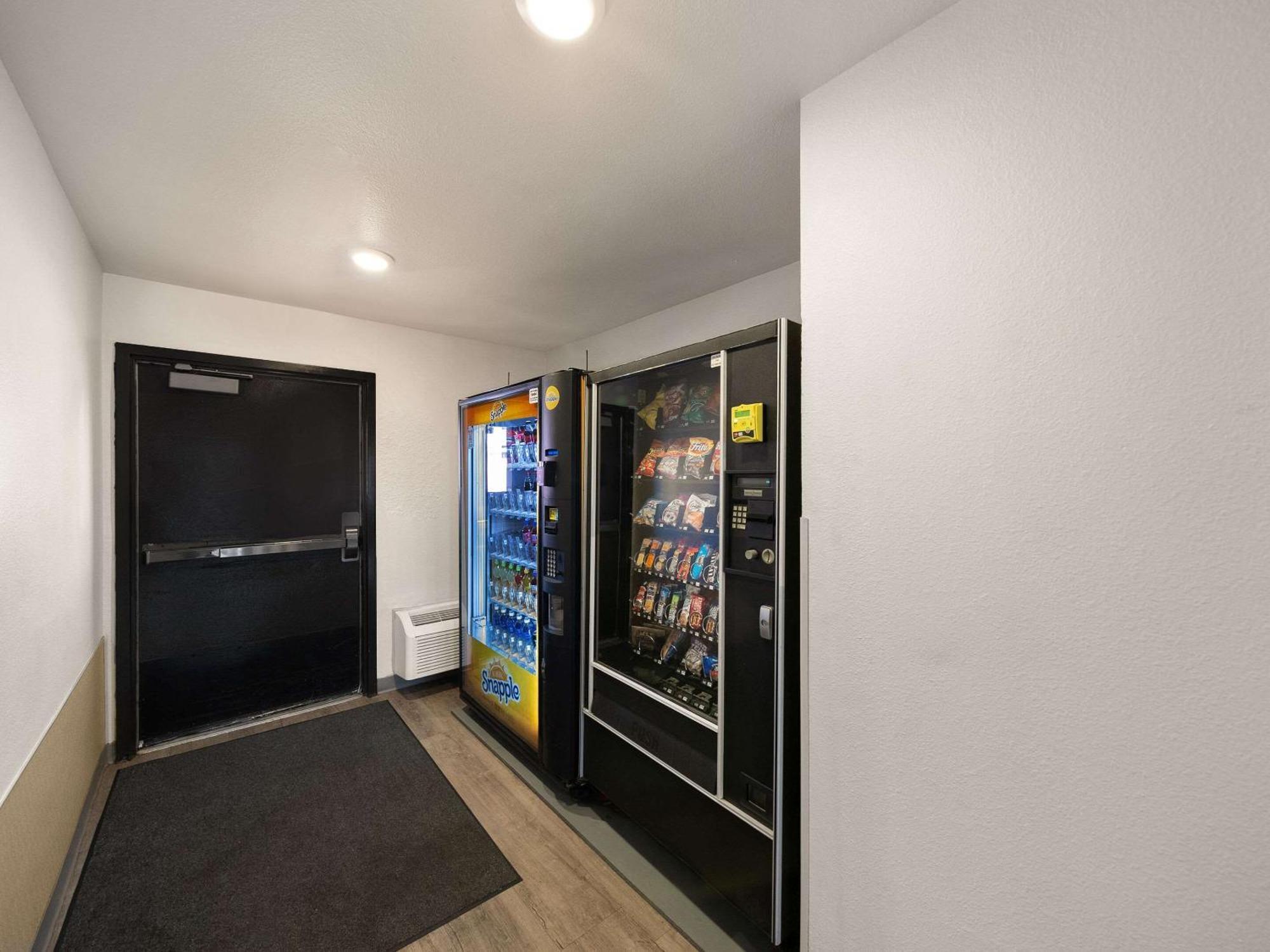 Woodspring Suites Dallas Рокуолл Экстерьер фото